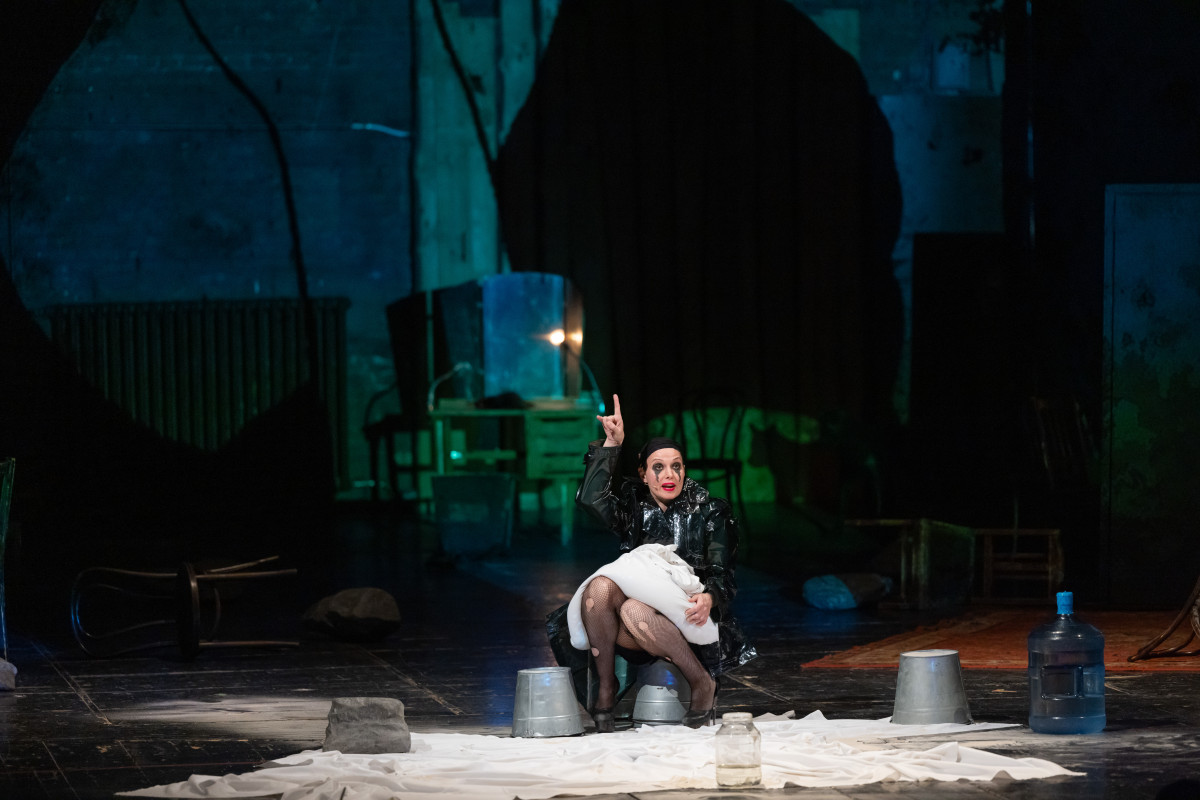 Фотография  для TheatreHD: Добрый человек из Сезуана