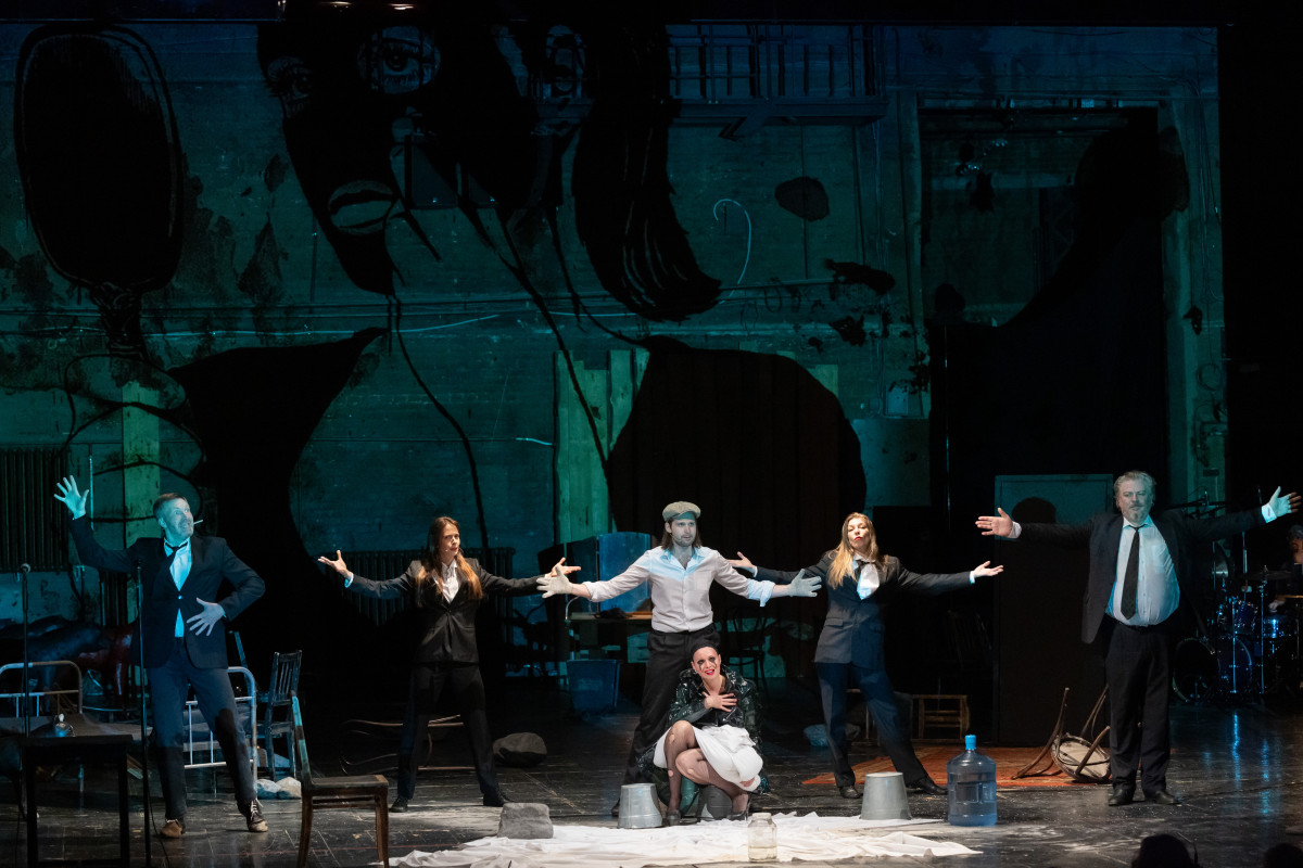 Фотография  для TheatreHD: Добрый человек из Сезуана