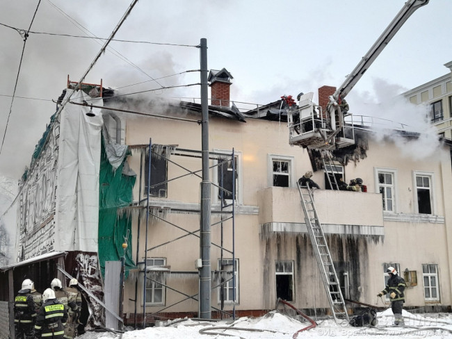 Пожар в двухквартирном доме в Сергаче: без пострадавших