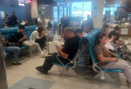 Аэропорт Нижнего Новгорода возобновил работу после снятия ограничений