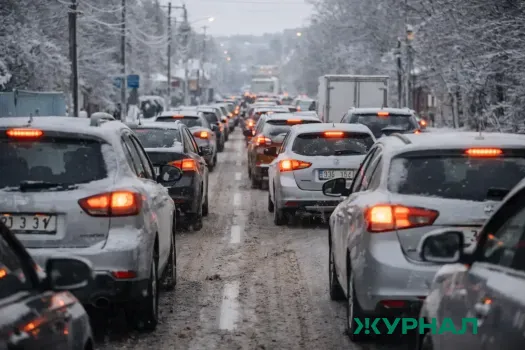 Пробки в Нижнем Новгороде утром 20 февраля достигли 8 баллов из-за аварий