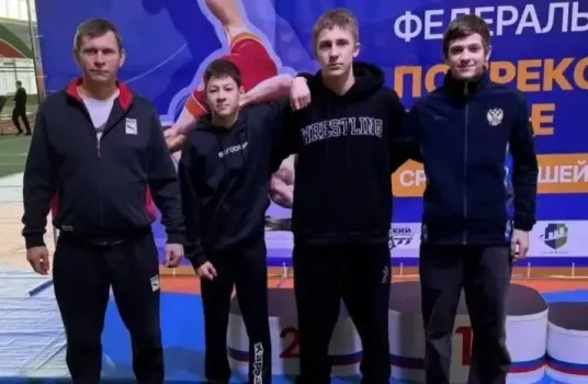 Нижегородские борцы завоевали три медали на первенстве ПФО в Нижнекамске