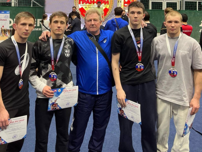 Нижегородские борцы завоевали четыре медали на всероссийских соревнованиях в Рязани