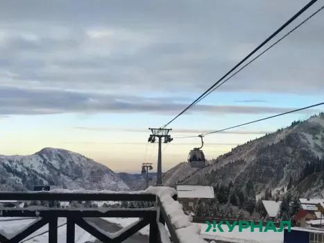 Более 150 забытых вещей нашли в Нижегородской канатной дороге за год