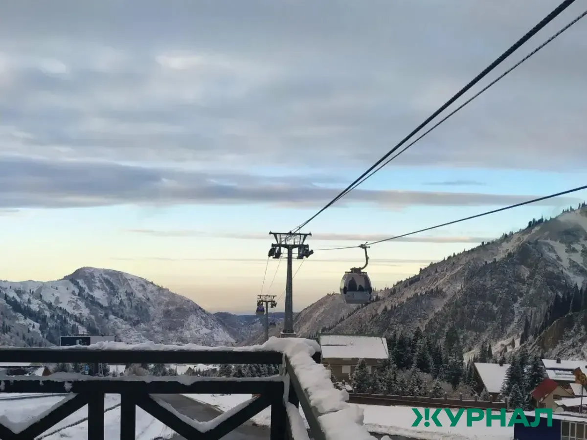 Более 150 забытых вещей нашли в Нижегородской канатной дороге за год