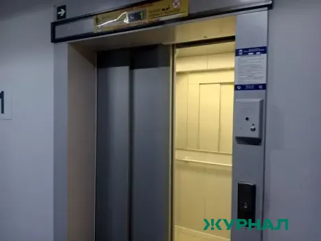 Неизвестный напал на лифтера в Нижнем Новгороде во время ремонта