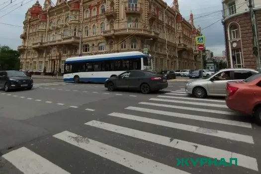 Двустороннее движение и ограничение парковки введут в переулке Тихом