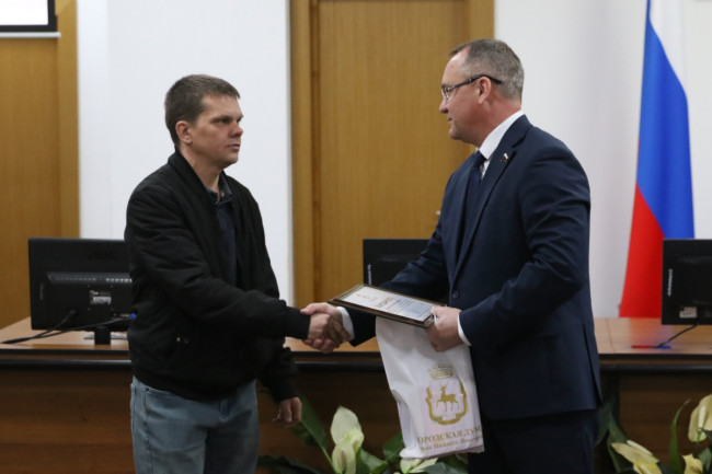 Дворники Нижнего Новгорода получили благодарности за работу зимой