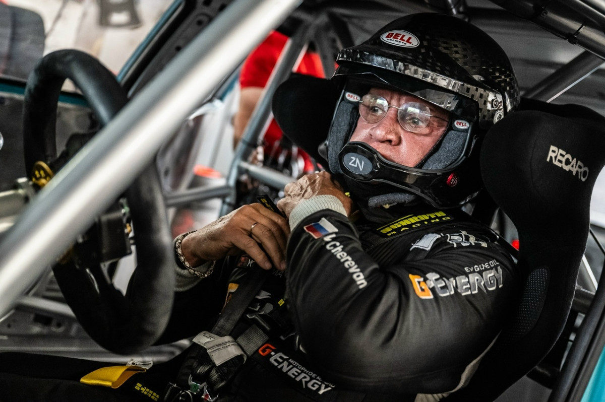 Владимир Черевань проведет тренировки по автогонкам в Нижнем Новгороде