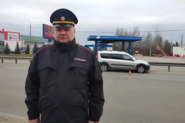 В Нижнем Новгороде водитель Lada скончался прямо за рулем на улице Удмуртской