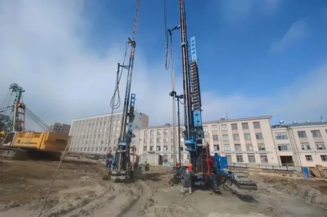 На площади Свободы в Нижнем Новгороде пробурили 8000 скважин для метро