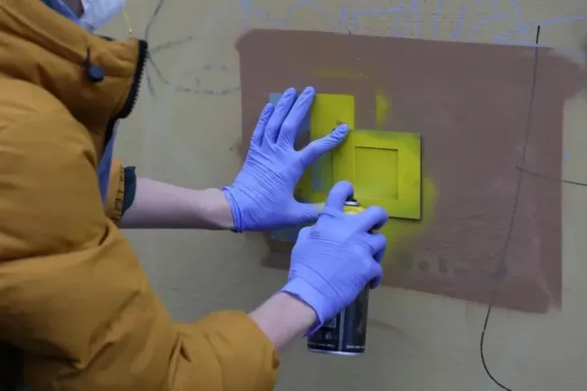 В Нижнем Новгороде уничтожили 5000 надписей с рекламой наркотиков