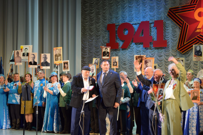 Концерт &laquo;У Победы наши лица&raquo; собрал 1200 пенсионеров в ДК ГАЗ