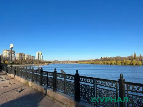 Набережная в Дзержинске пострадала от паводка рядом с Шуховской башней
