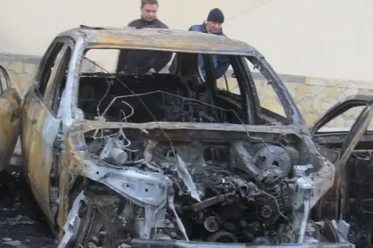 Два автомобиля загорелись в Нижнем Новгороде на улице Володарского